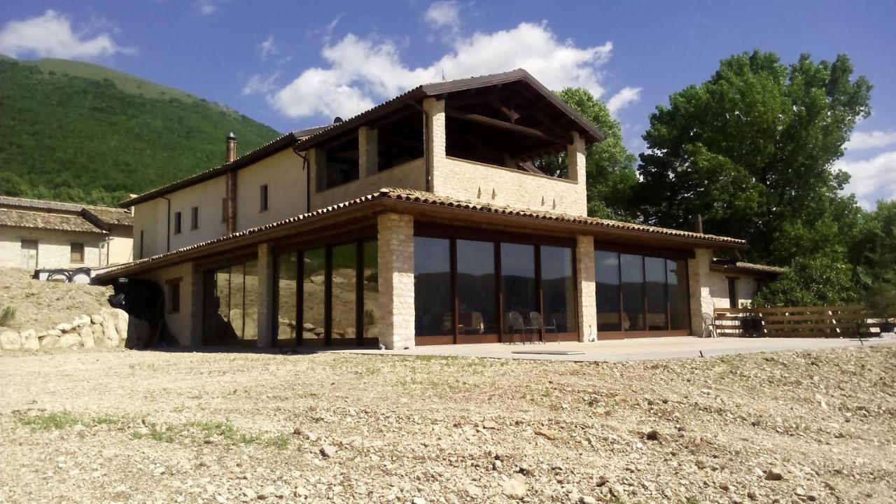 Agriturismo Il Casale Degli Amici Norcia Exterior foto